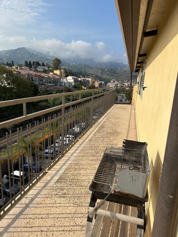 Attico Di Giggia Apartment Giardini Naxos Exterior foto