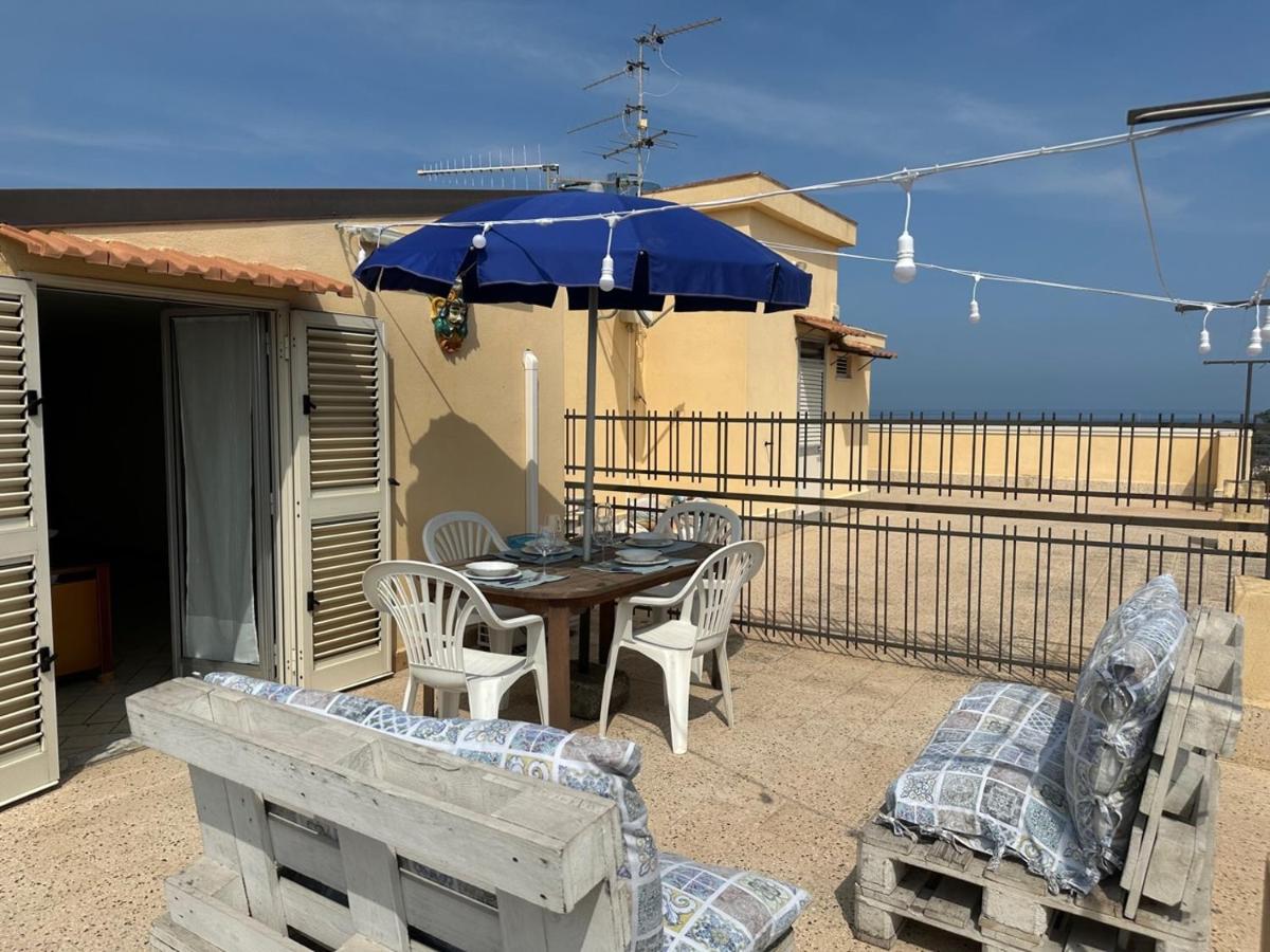Attico Di Giggia Apartment Giardini Naxos Exterior foto