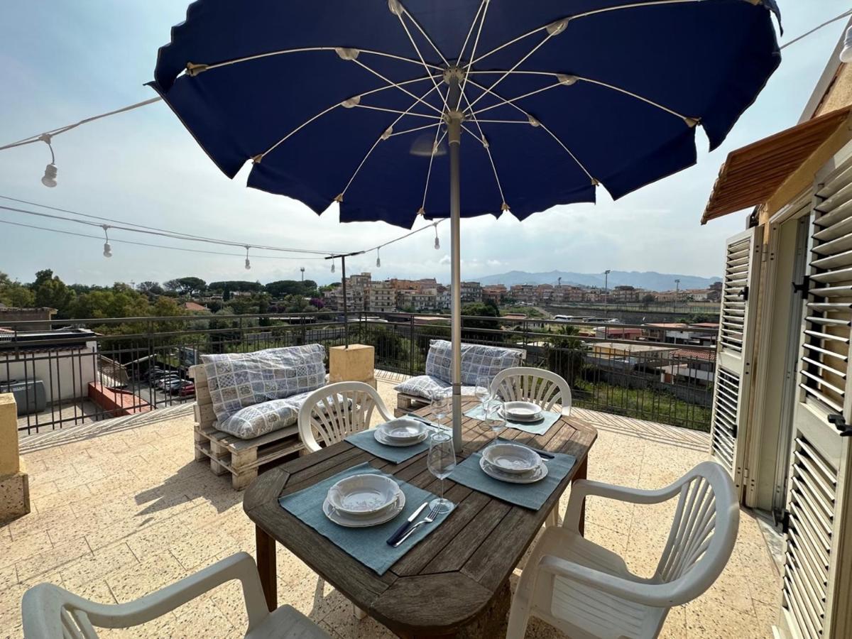 Attico Di Giggia Apartment Giardini Naxos Exterior foto